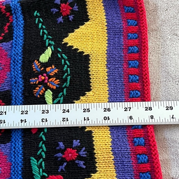Casual Corner Limited Edition Vintage Hand Knit Allover Embroidered Sweater M - Picture 12 of 12